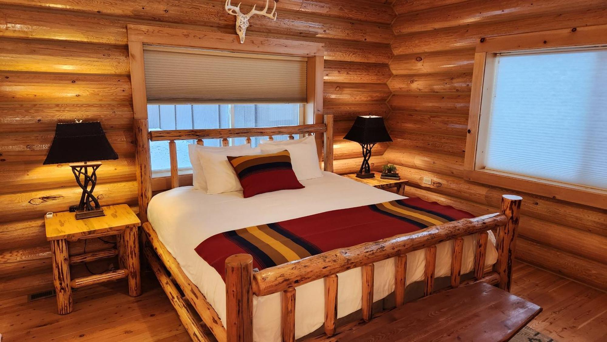Beargrass Lodging & Rv Resort Hungry Horse Eksteriør billede