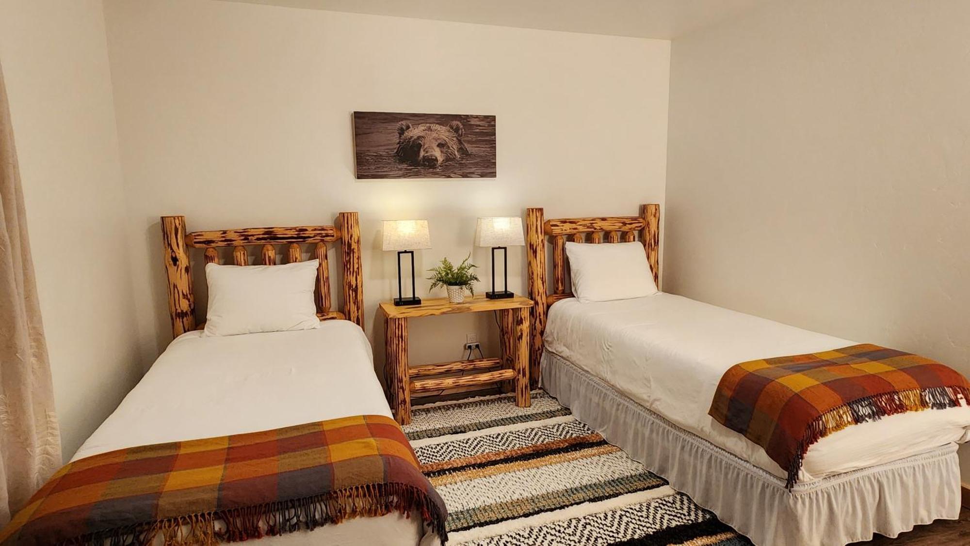 Beargrass Lodging & Rv Resort Hungry Horse Eksteriør billede