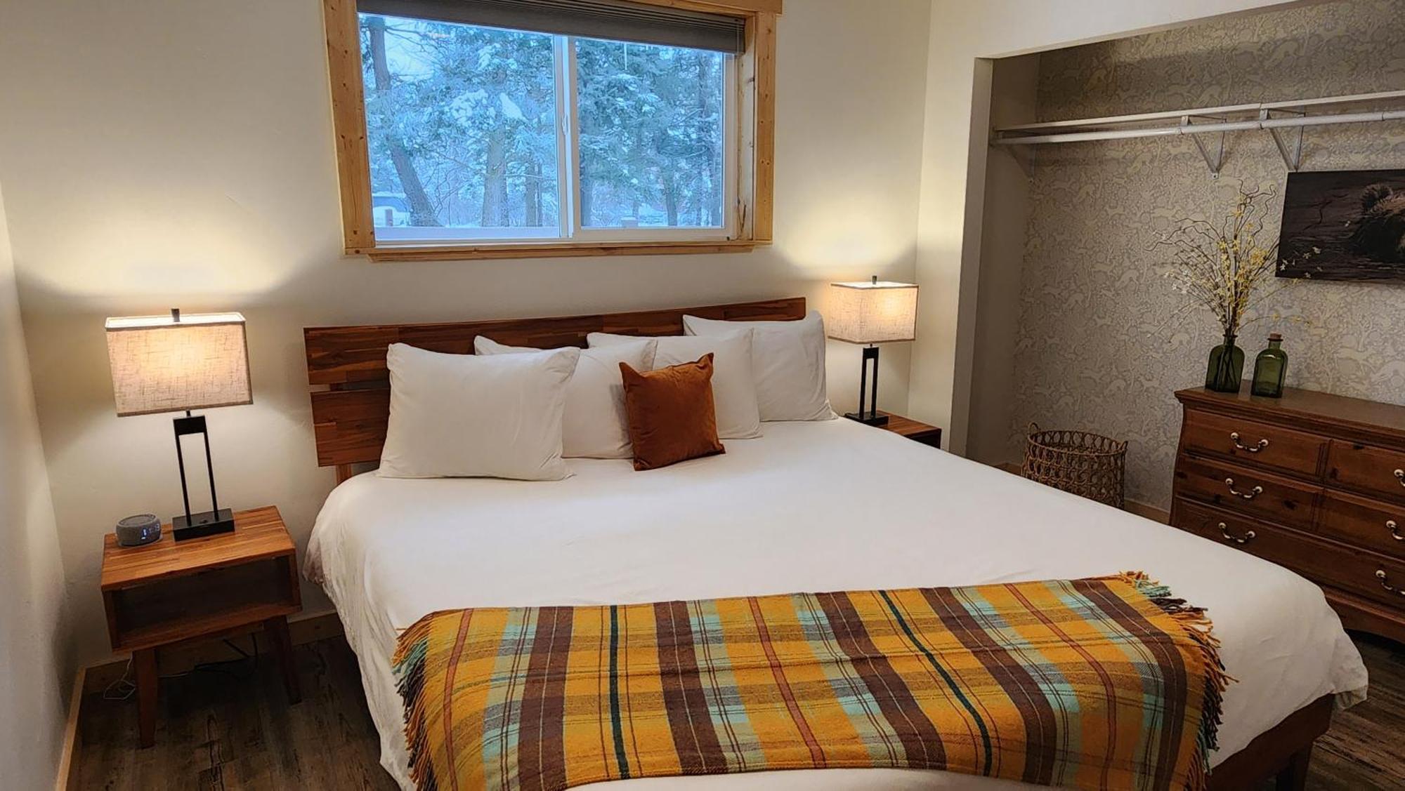 Beargrass Lodging & Rv Resort Hungry Horse Eksteriør billede